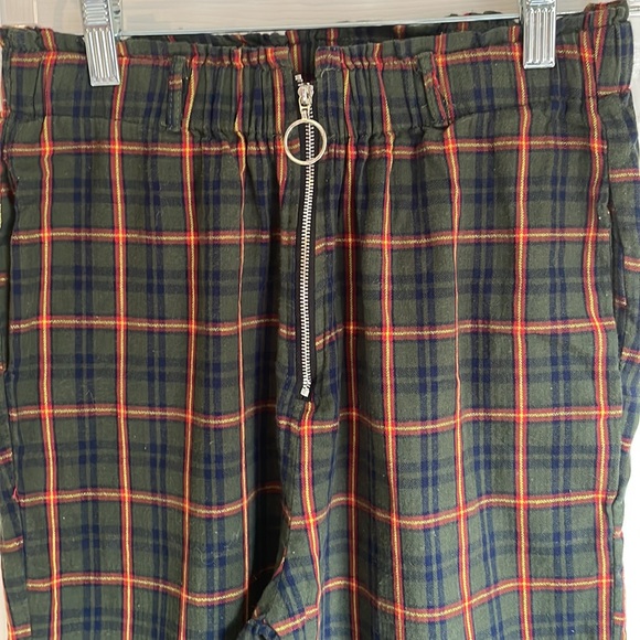 Excellent condition Plaid Trouser Pants - Picture 2 of 4
